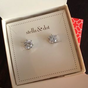 Stella & Dot Silver Sparkle Studs